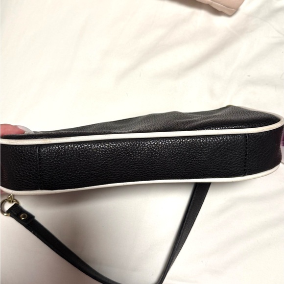 Juicy Couture Black and White Shoulder Bag - Picture 5 of 5